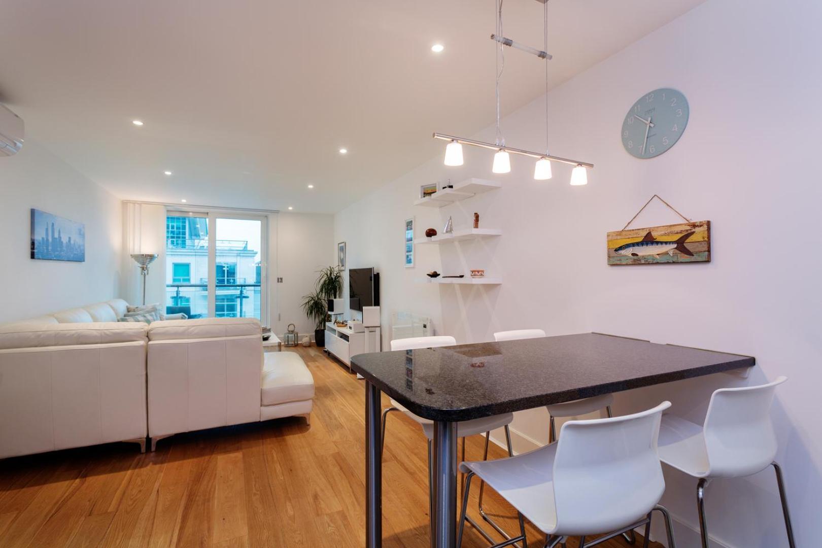 Veeve - Modernist Wharf Apartment London Ngoại thất bức ảnh